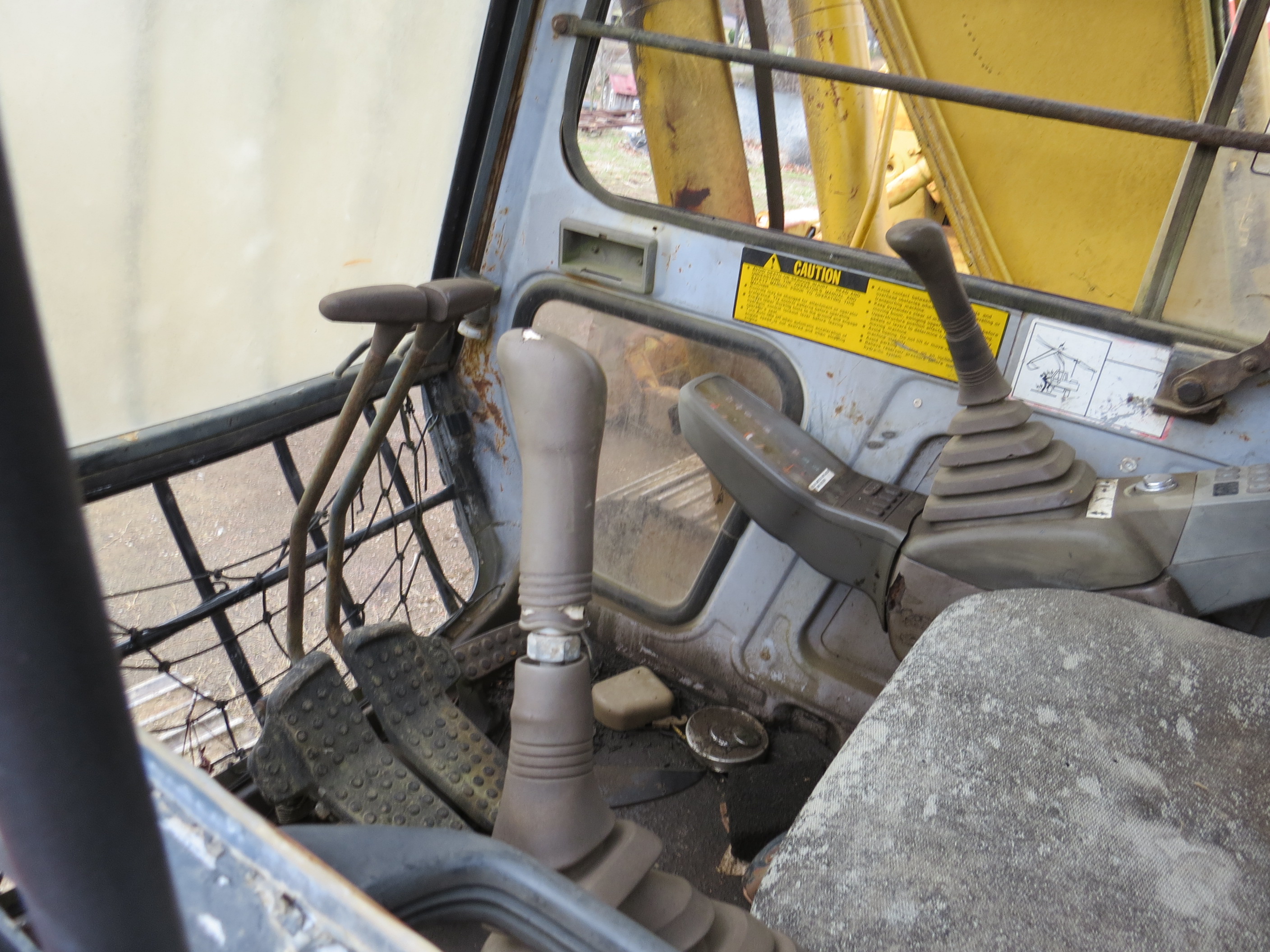 1994 DEERE 490E - view 13 of 22