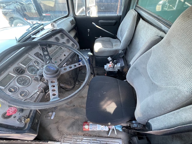 1995 FORD  L-9000 AeroMax - view 7 of 18