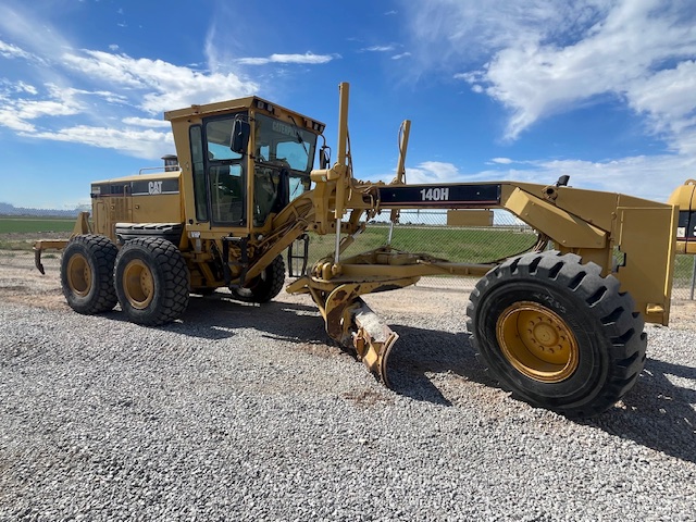 2005 CATERPILLAR 140H VHP - Image 2