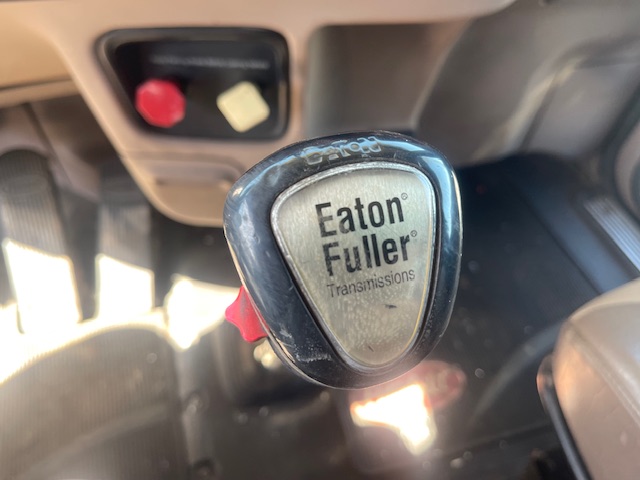 2009 PETERBILT 388 - Image 7