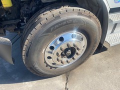 2010 FREIGHTLINER M2 106 - Image 13