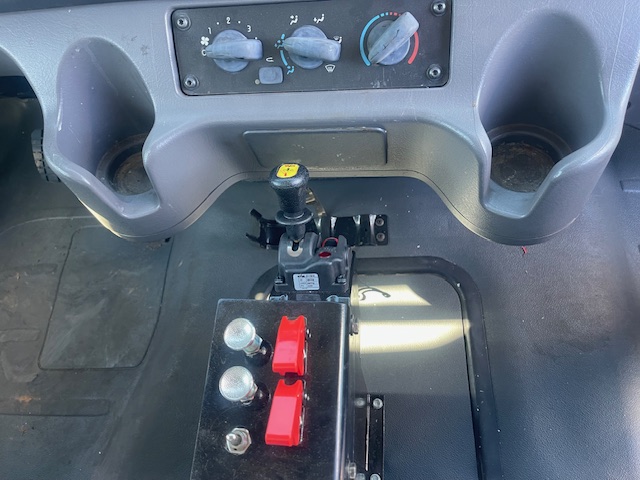 2010 FREIGHTLINER M2 106 - view 10 of 15