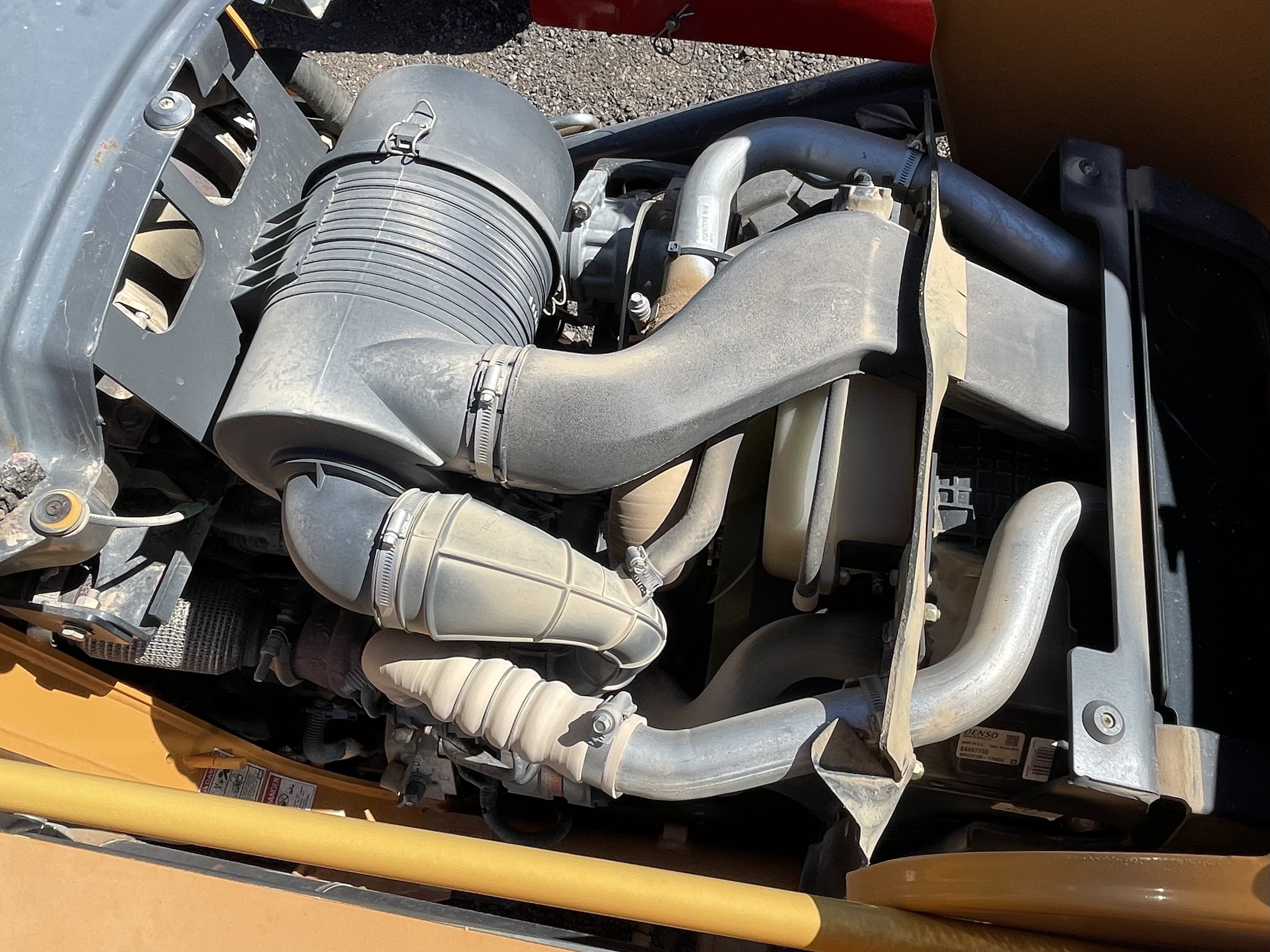 2014 CASE 580SN  4WD - view 16 of 18