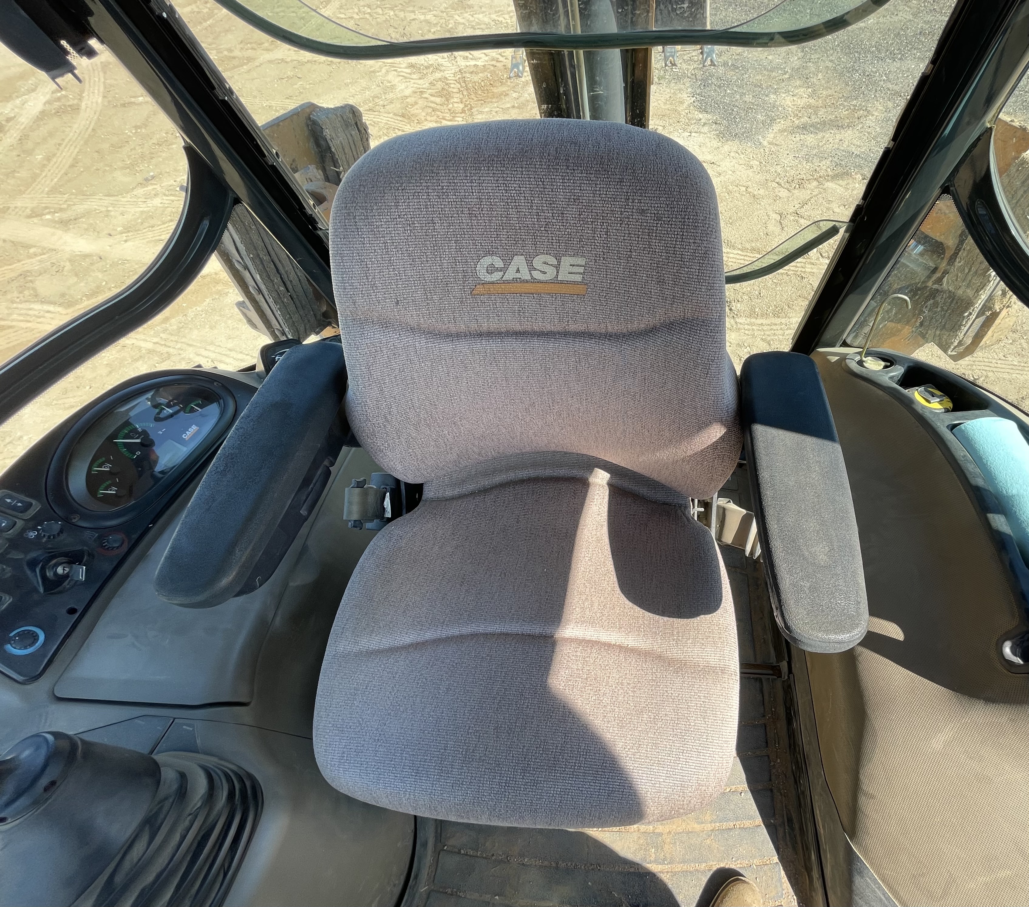 2014 CASE 580SN  4WD - Image 5