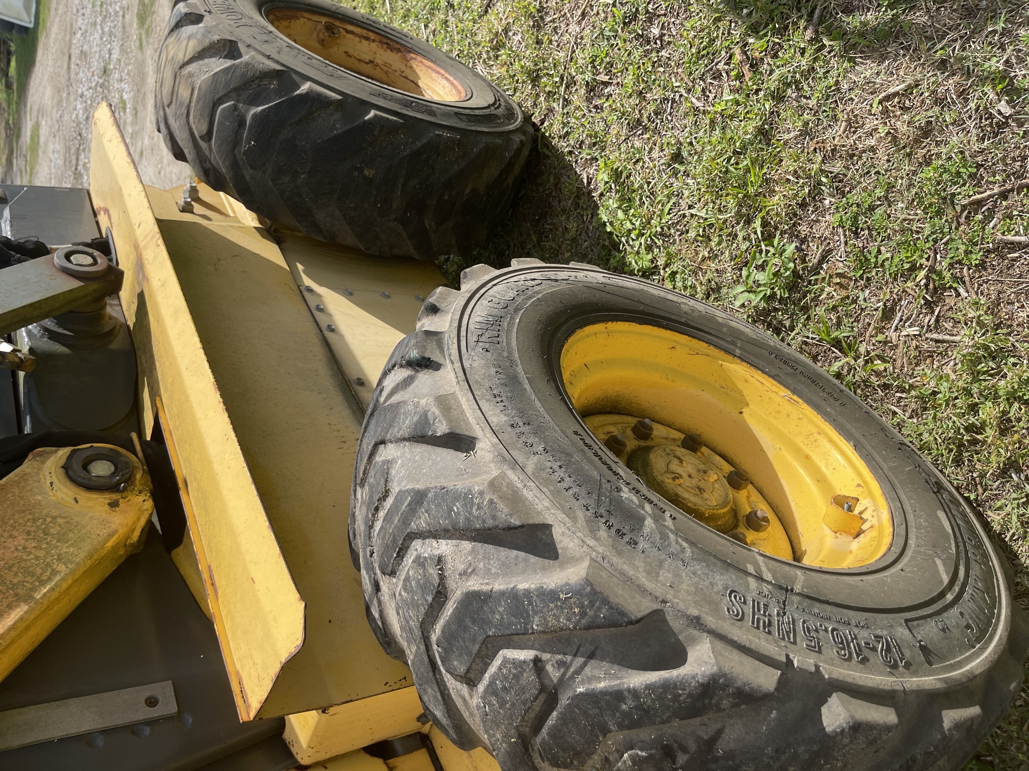 2004 NEW HOLLAND LS 180 - Image 7