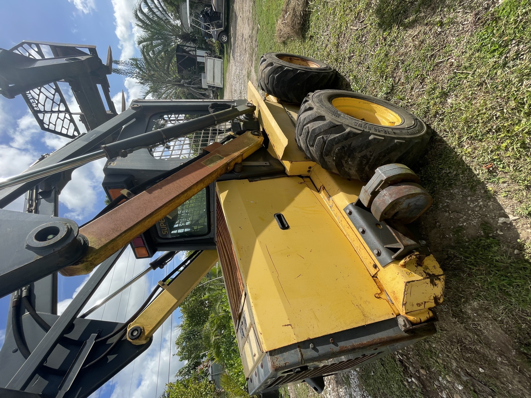 2004 NEW HOLLAND LS 180 - Image 8