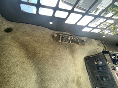 2004 NEW HOLLAND LS 180 - Image 18