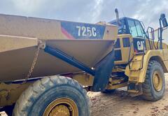 2016 CATERPILLAR 725 C2 - Image 4