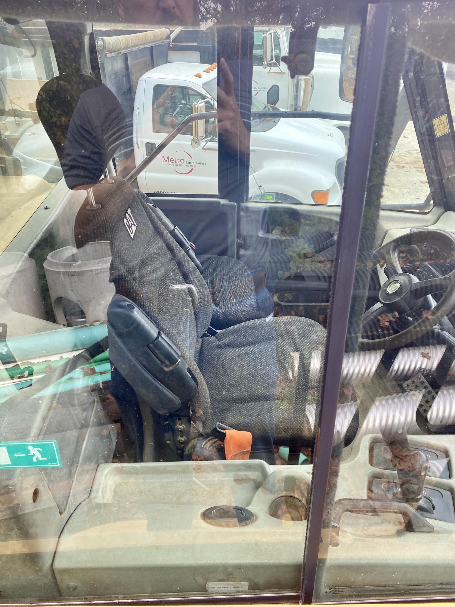 2016 CATERPILLAR 725 C2 - Image 7