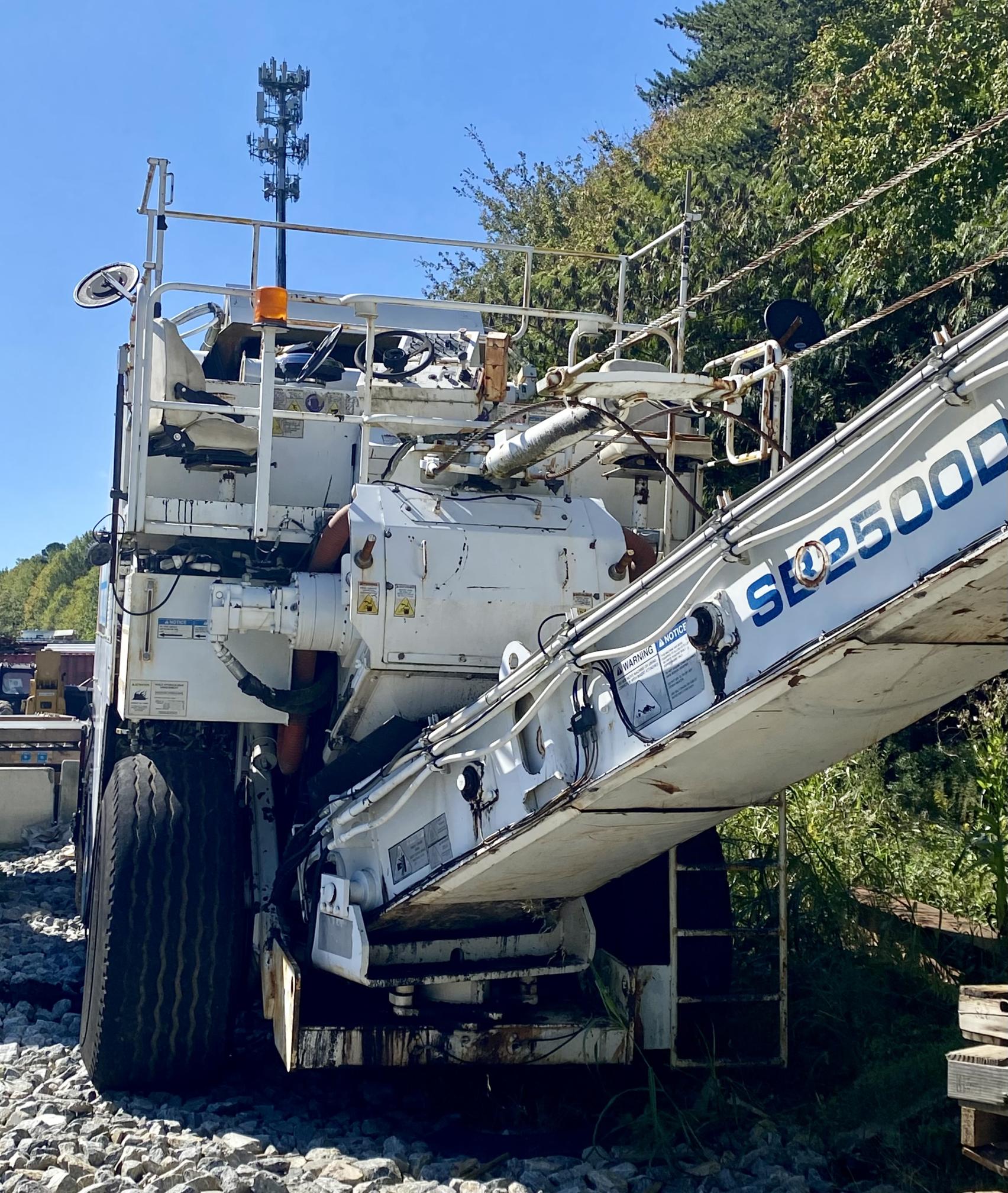 2011 ROADTEC SB2500D - view 2 of 12