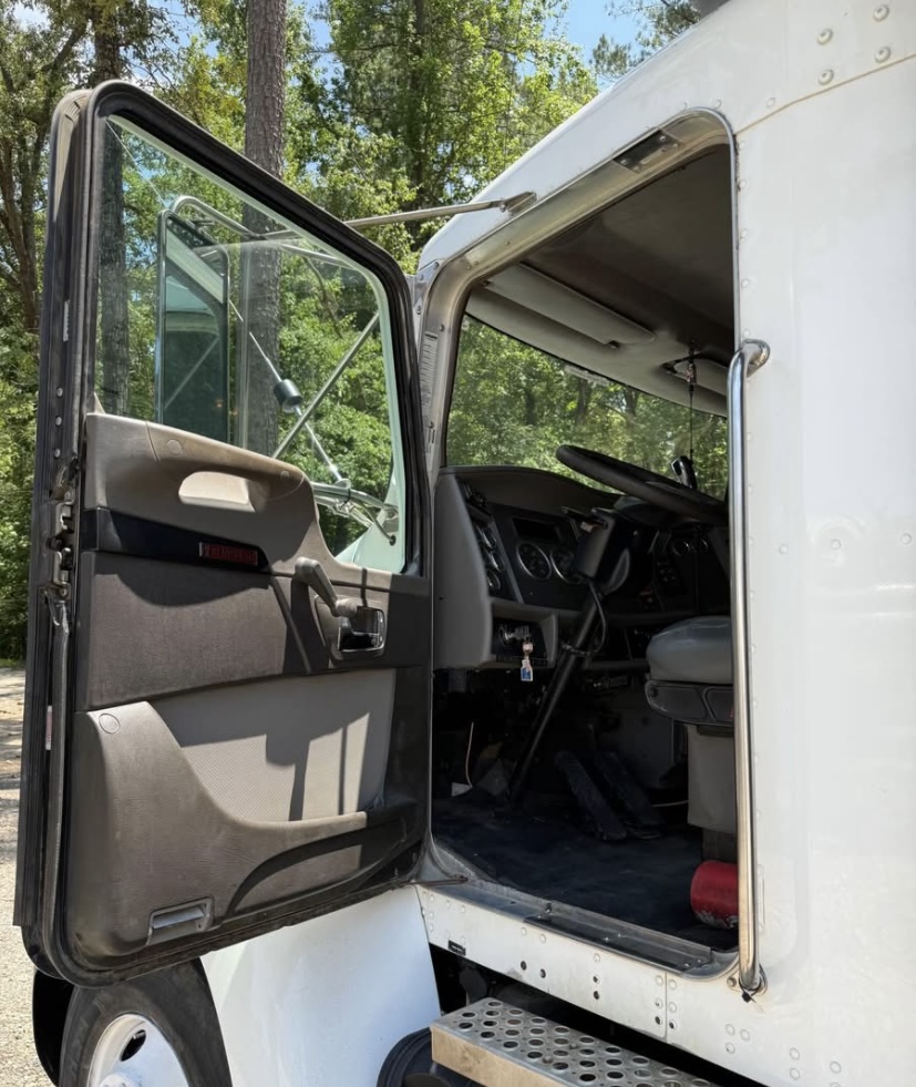 2012 KENWORTH T370 - view 10 of 10