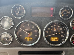 2019 PETERBILT 365 - Image 15