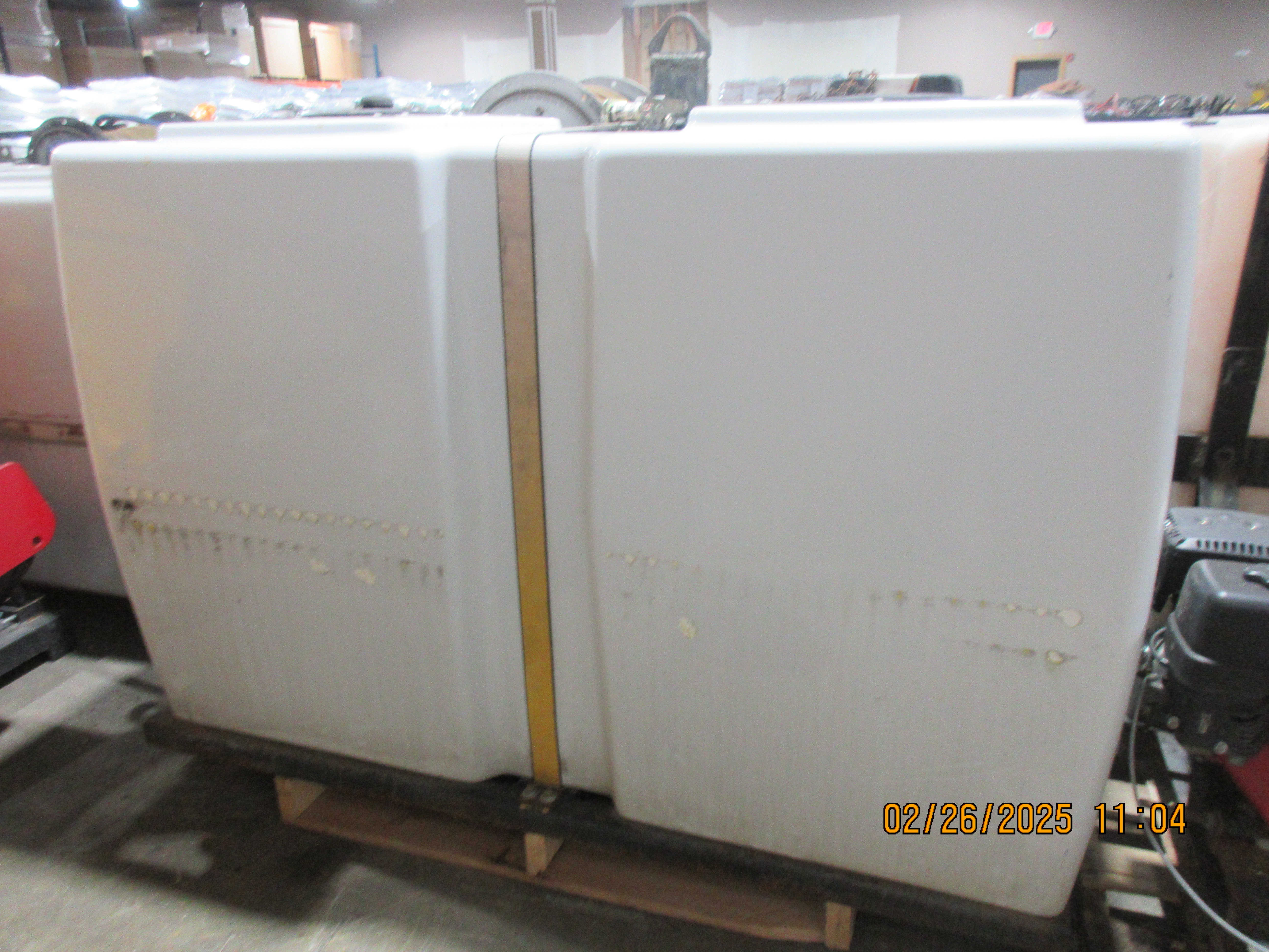 JOHN DEERE Skid Spray Tank - view 3 of 12