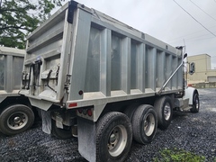 2019 PETERBILT 365 - Image 5