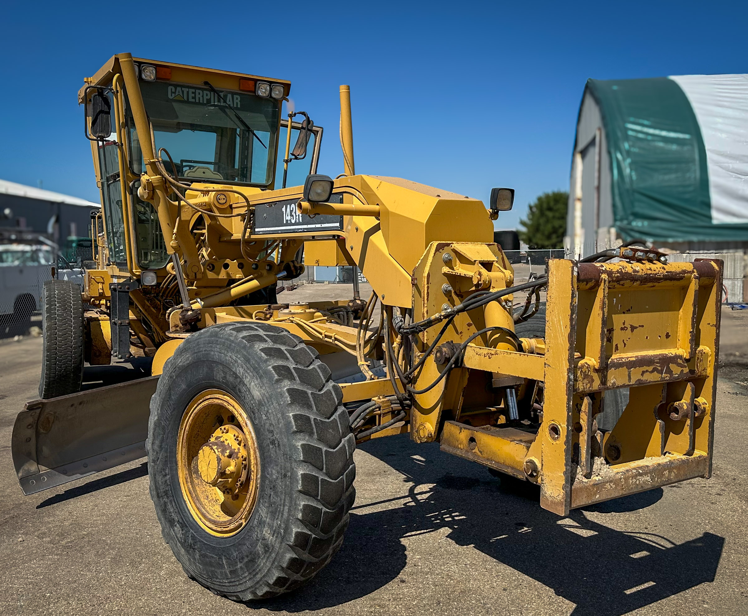 2000 CATERPILLAR 143H - Image 2