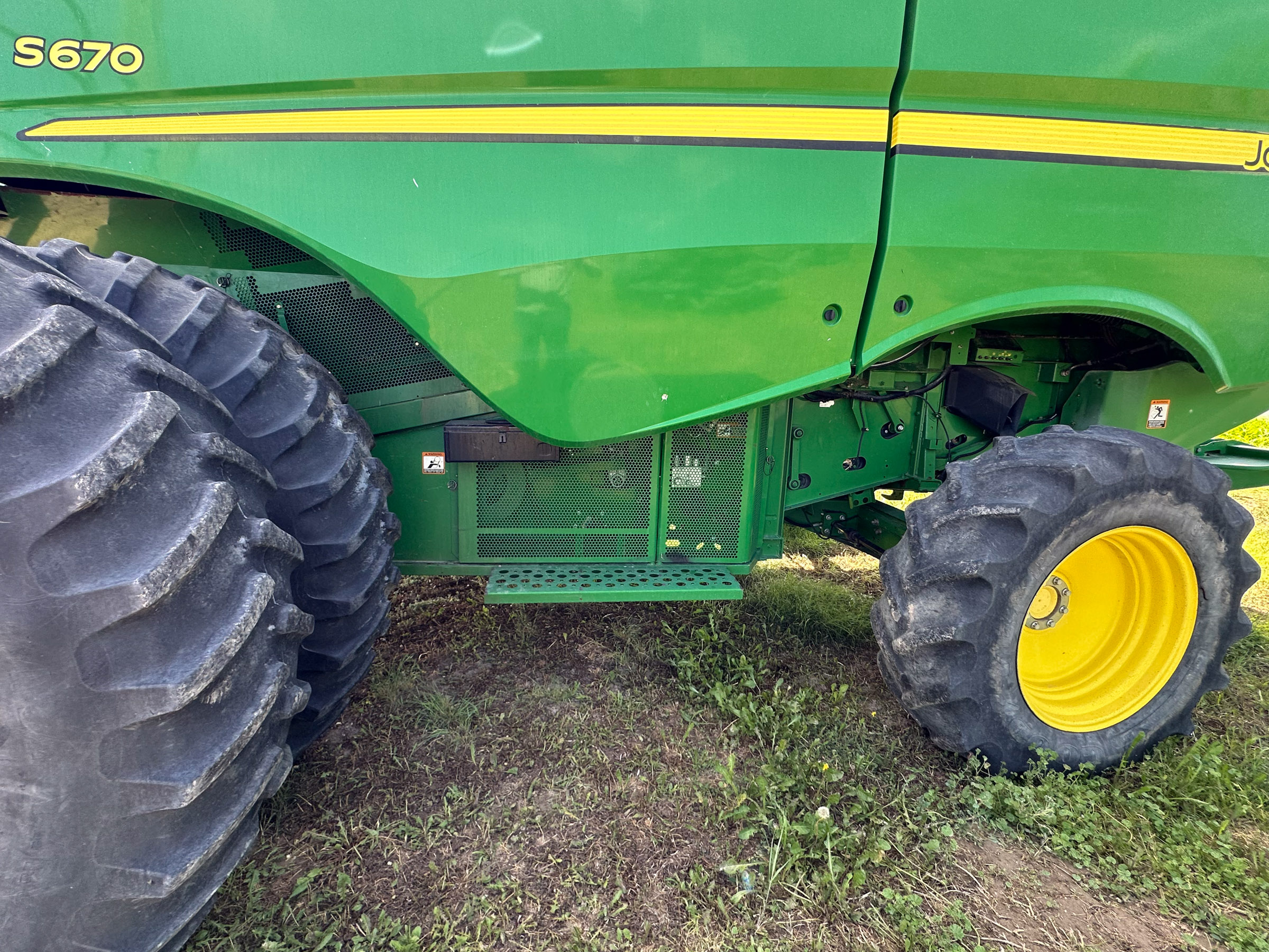 2012 JOHN DEERE S670 - view 15 of 22