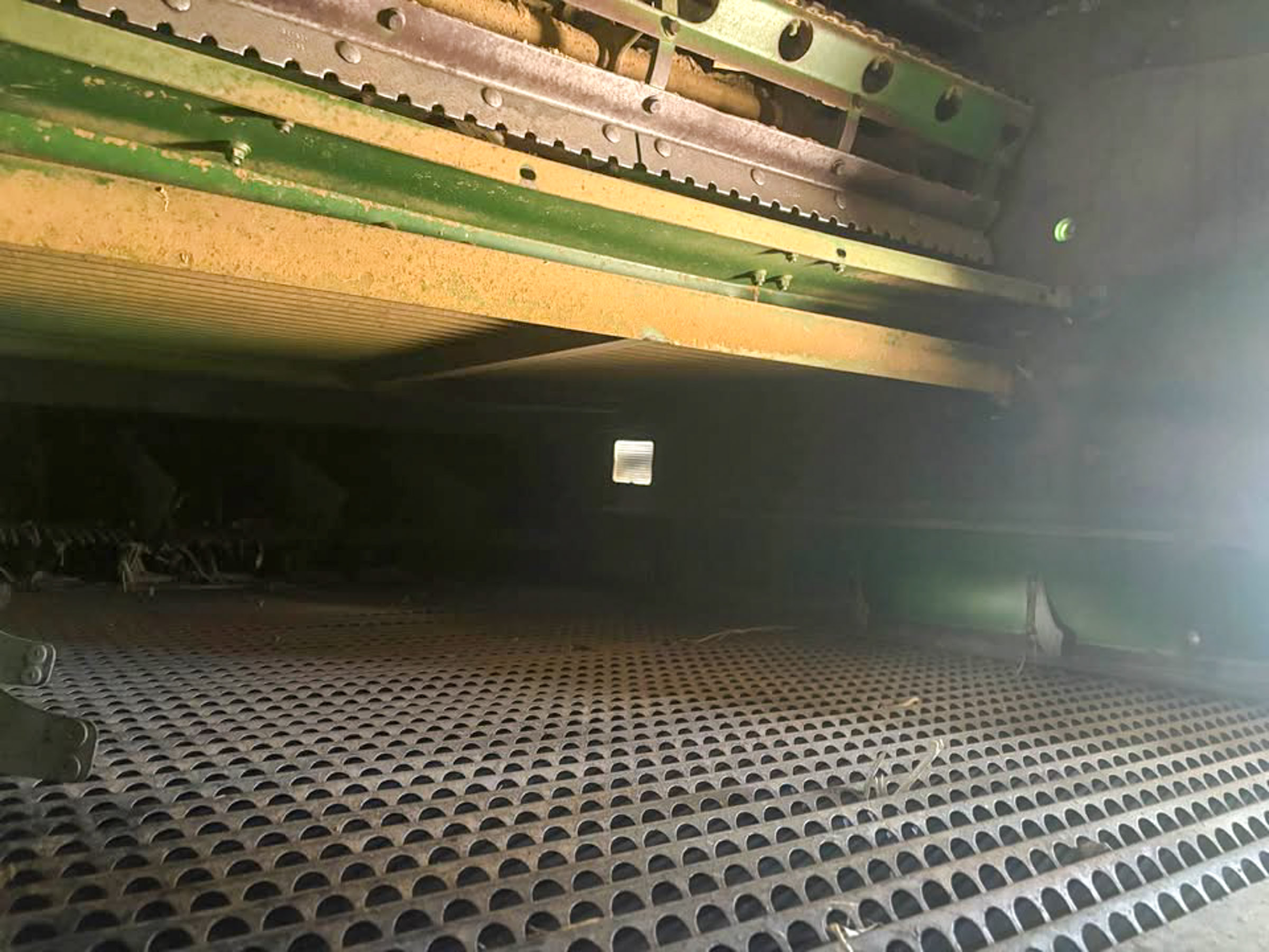 2012 JOHN DEERE S670 - view 20 of 22