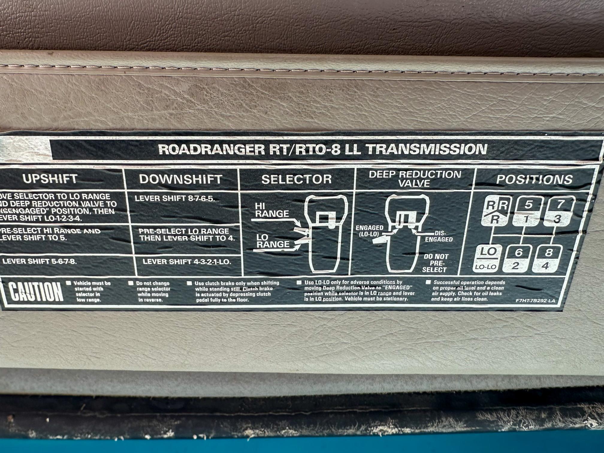 2005 STERLING L9500 - Image 17