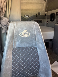 2016 MACK Pinnacle - Image 30