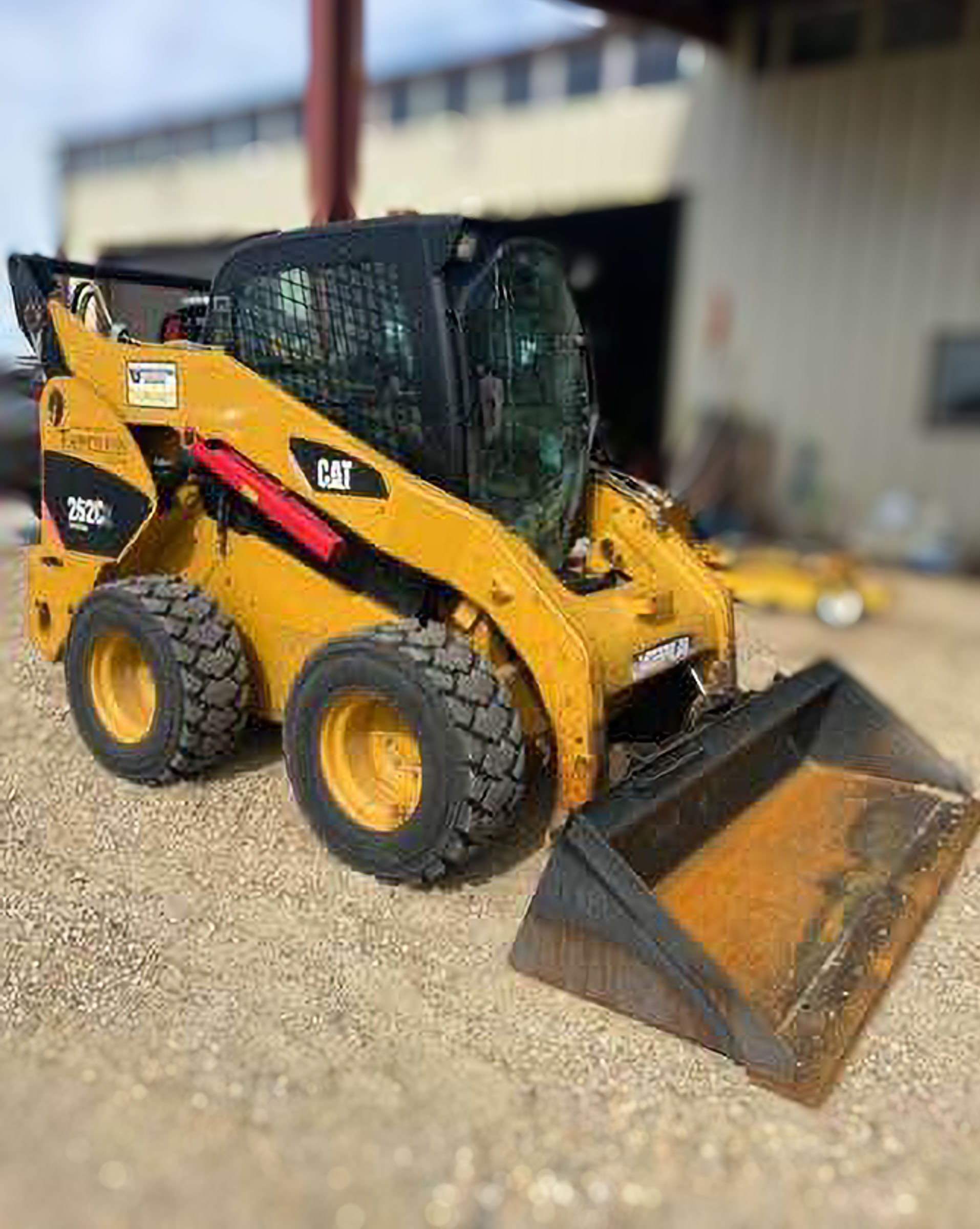 2011 CATERPILLAR 262 C - view 2 of 8