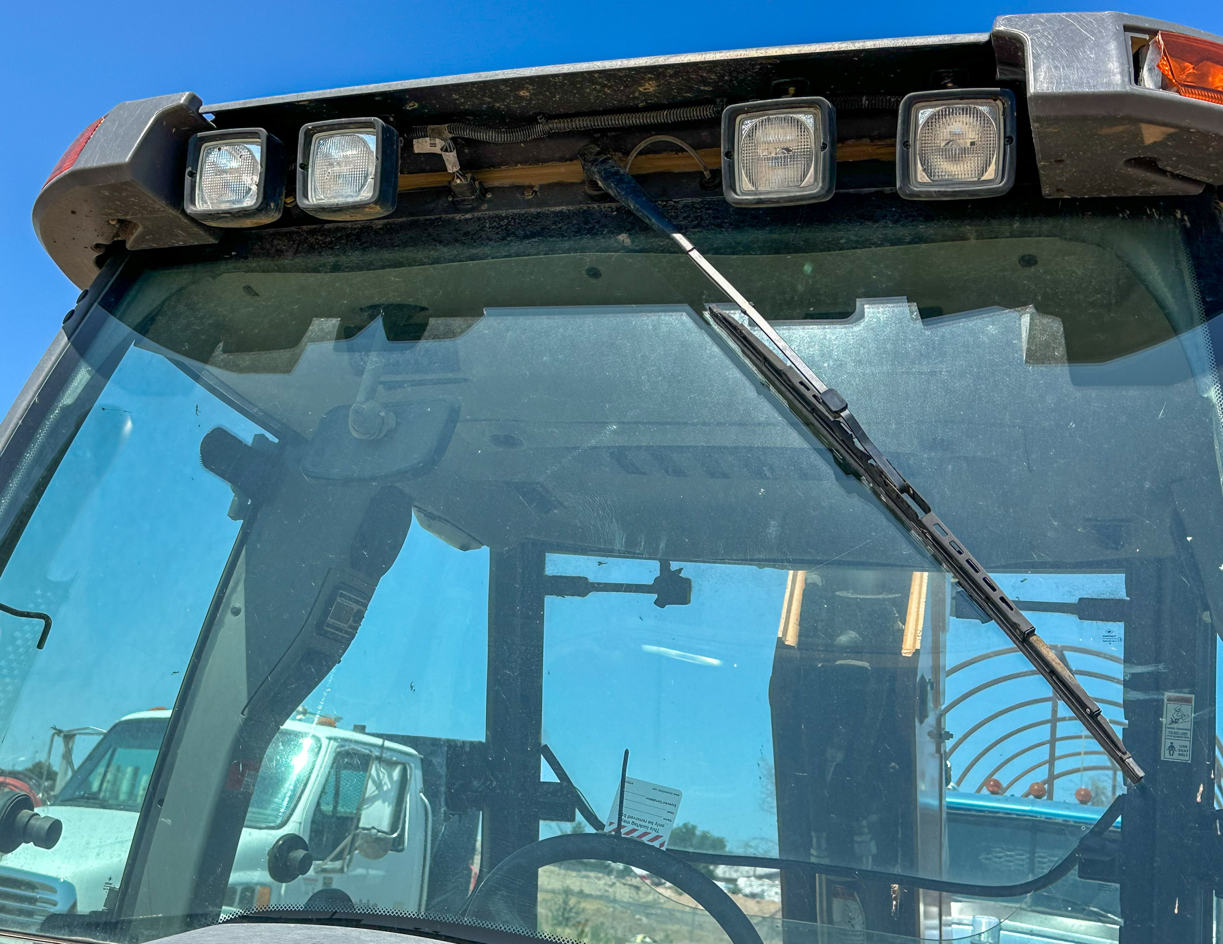 2017 CASE 580 Super N - Image 21