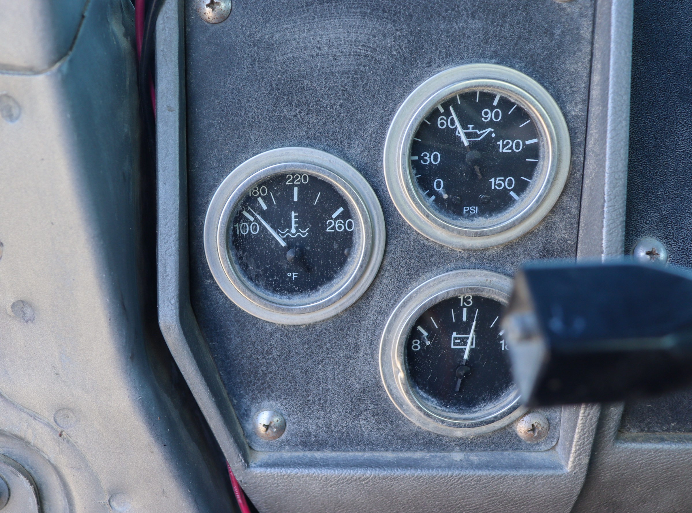 2003 MACK RD690P - Image 17