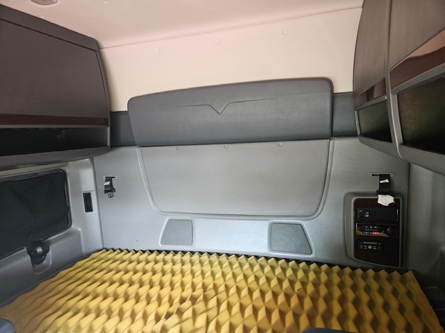 2016 INTERNATIONAL LF517 - view 6 of 11