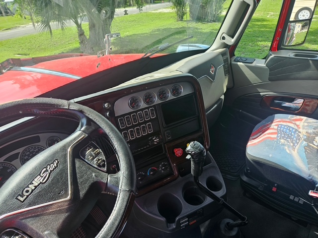 2016 INTERNATIONAL LF517 - view 7 of 11