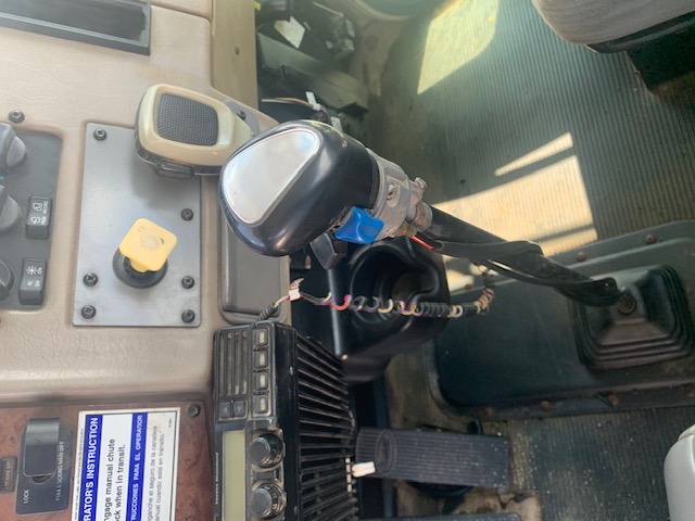 2007 PETERBILT 335 - view 6 of 6