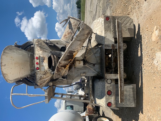 2006 PETERBILT 335 - view 4 of 8