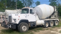 1998 MACK DM690S - Image 1