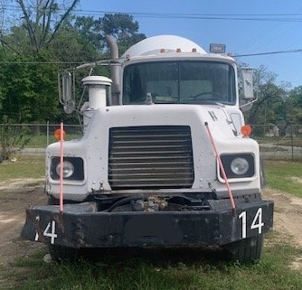 1998 MACK DM690S - view 4 of 8