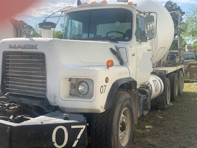 1997 MACK DM690S - Image 4