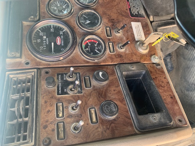 2006 PETERBILT PB335 - Image 10