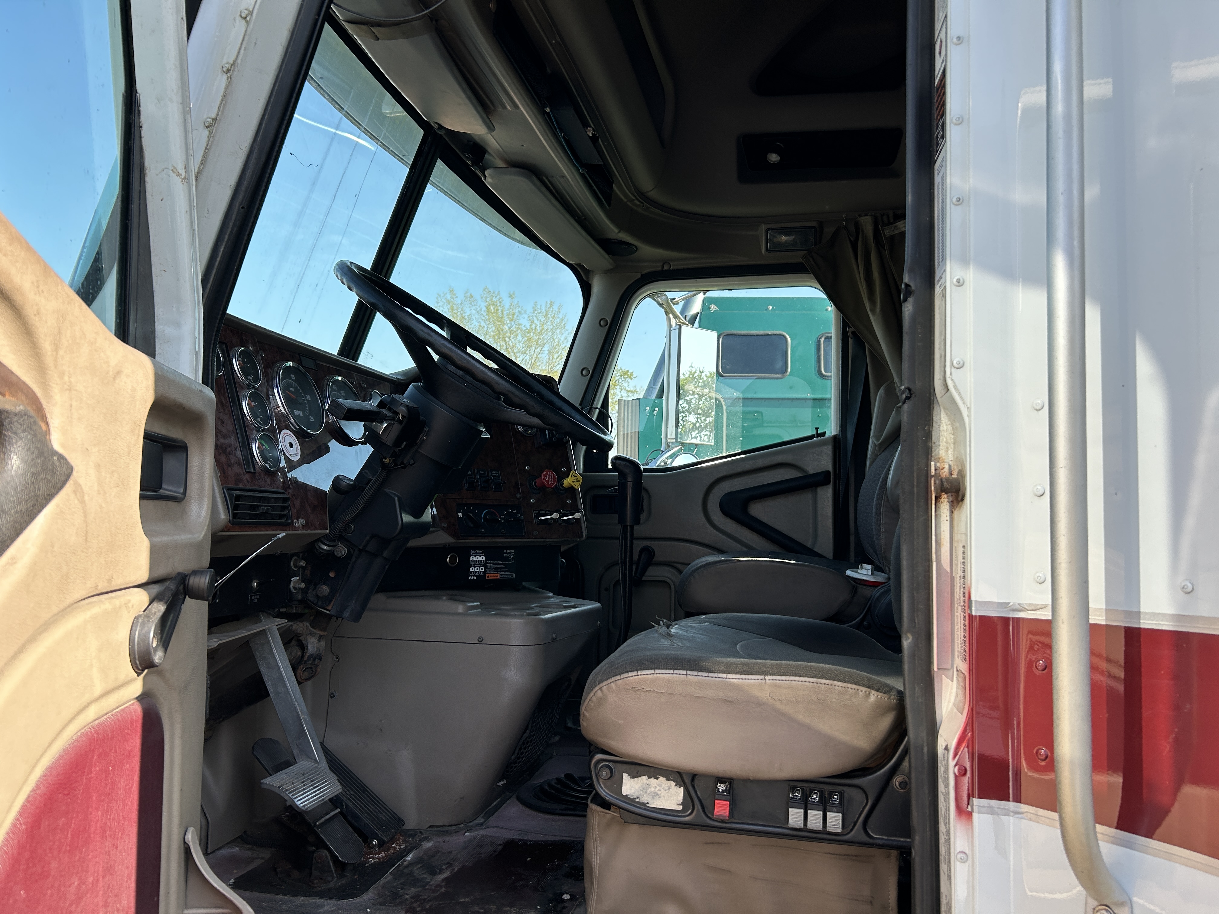 2007 INTERNATIONAL 9400i - Image 18