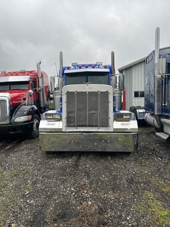 2002 PETERBILT 379 - Image 3