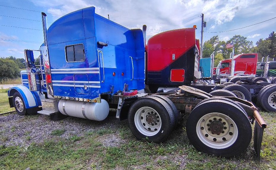 2002 PETERBILT 379 - view 8 of 49