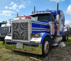 2002 PETERBILT 379 - Image 6