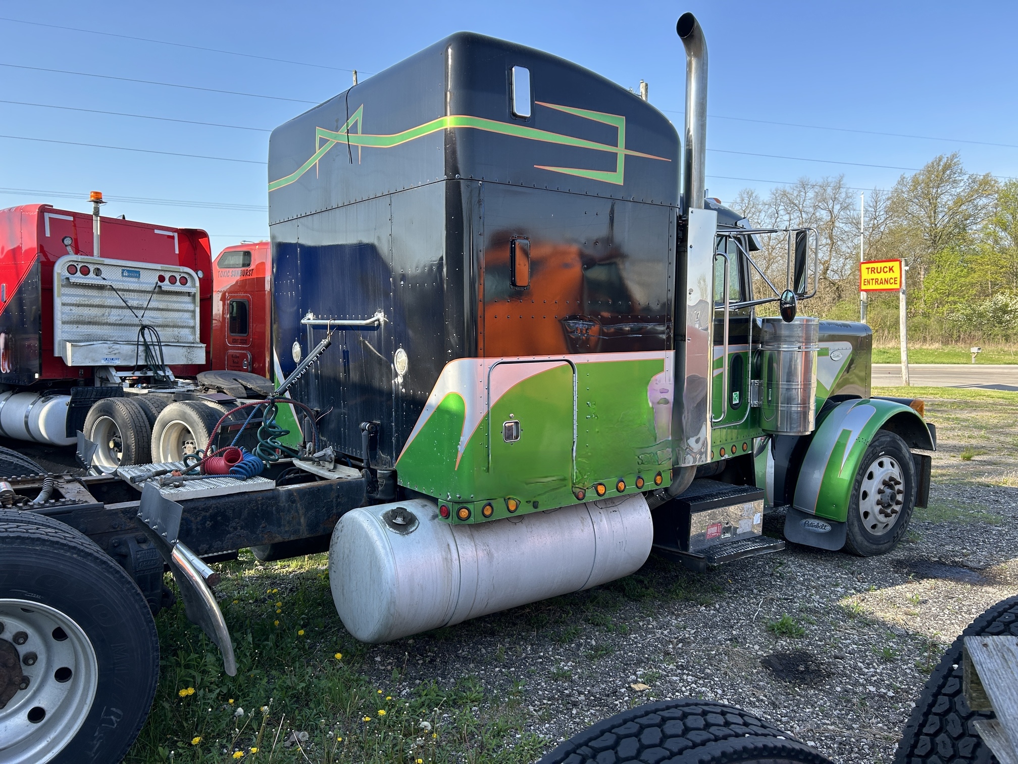 1996 PETERBILT 379 - view 8 of 46