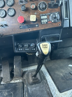 1996 PETERBILT 379 - Image 40