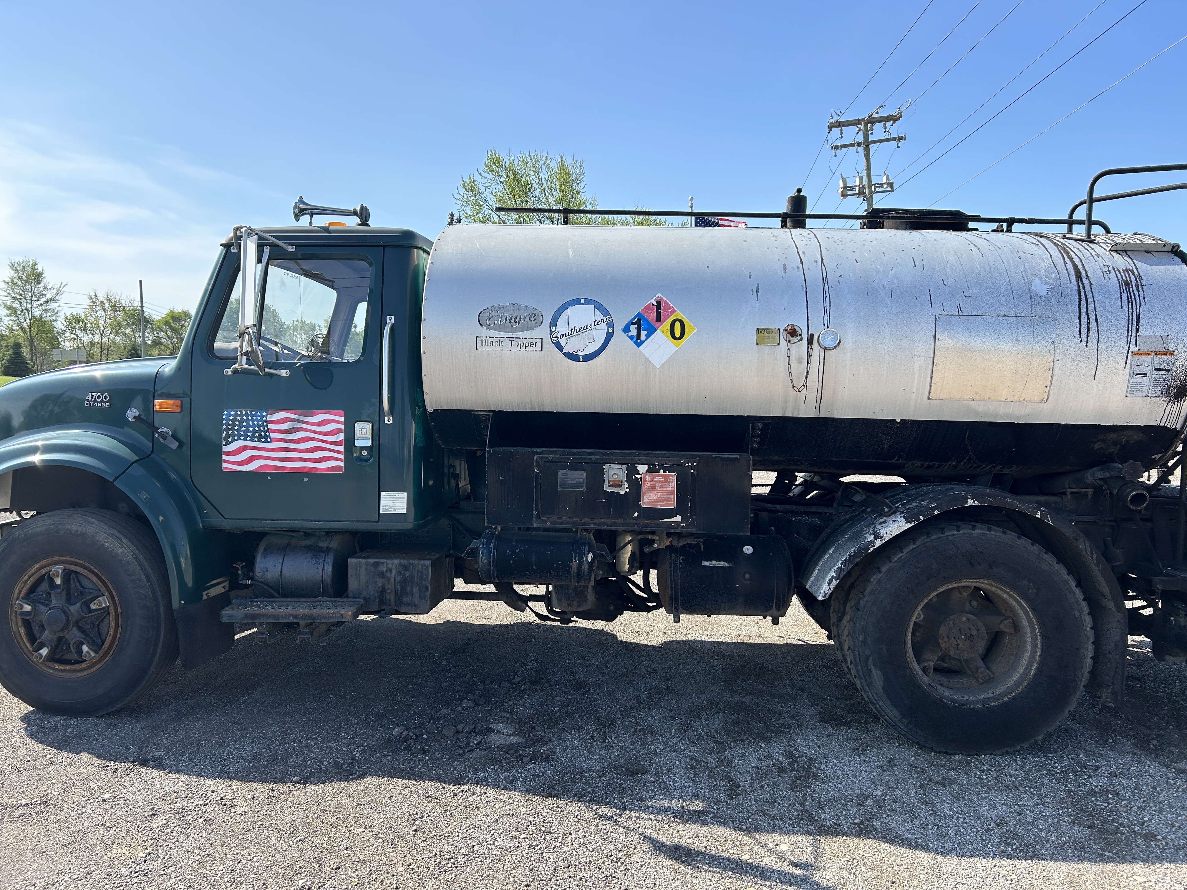 1982 INTERNATIONAL 4700 - Image 10