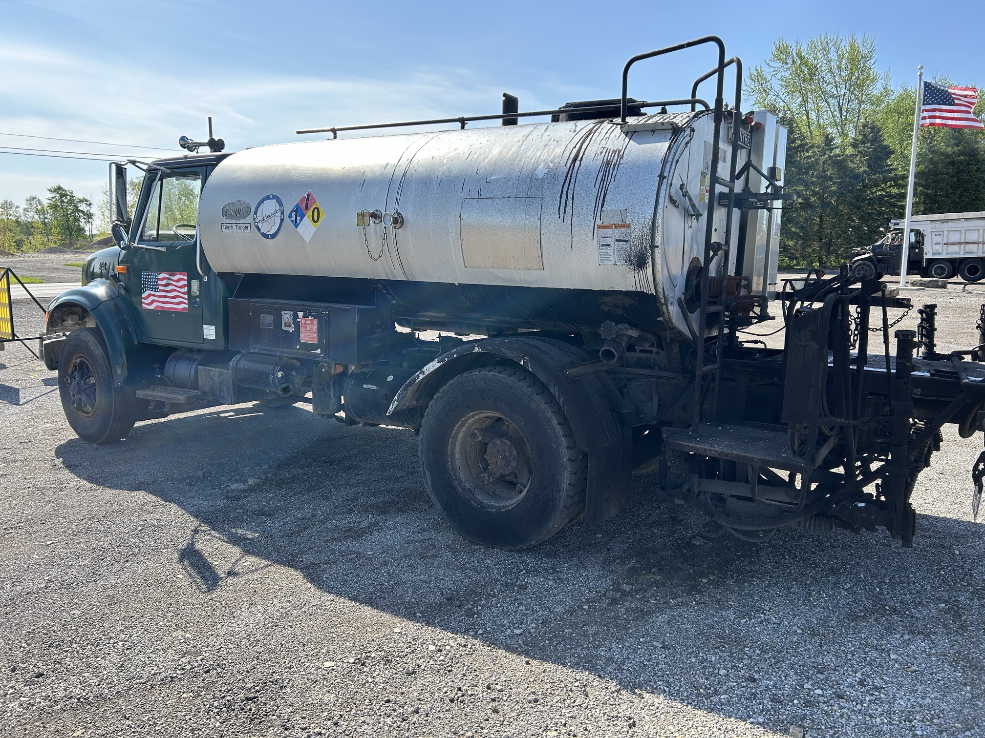 1982 INTERNATIONAL 4700 - Image 9