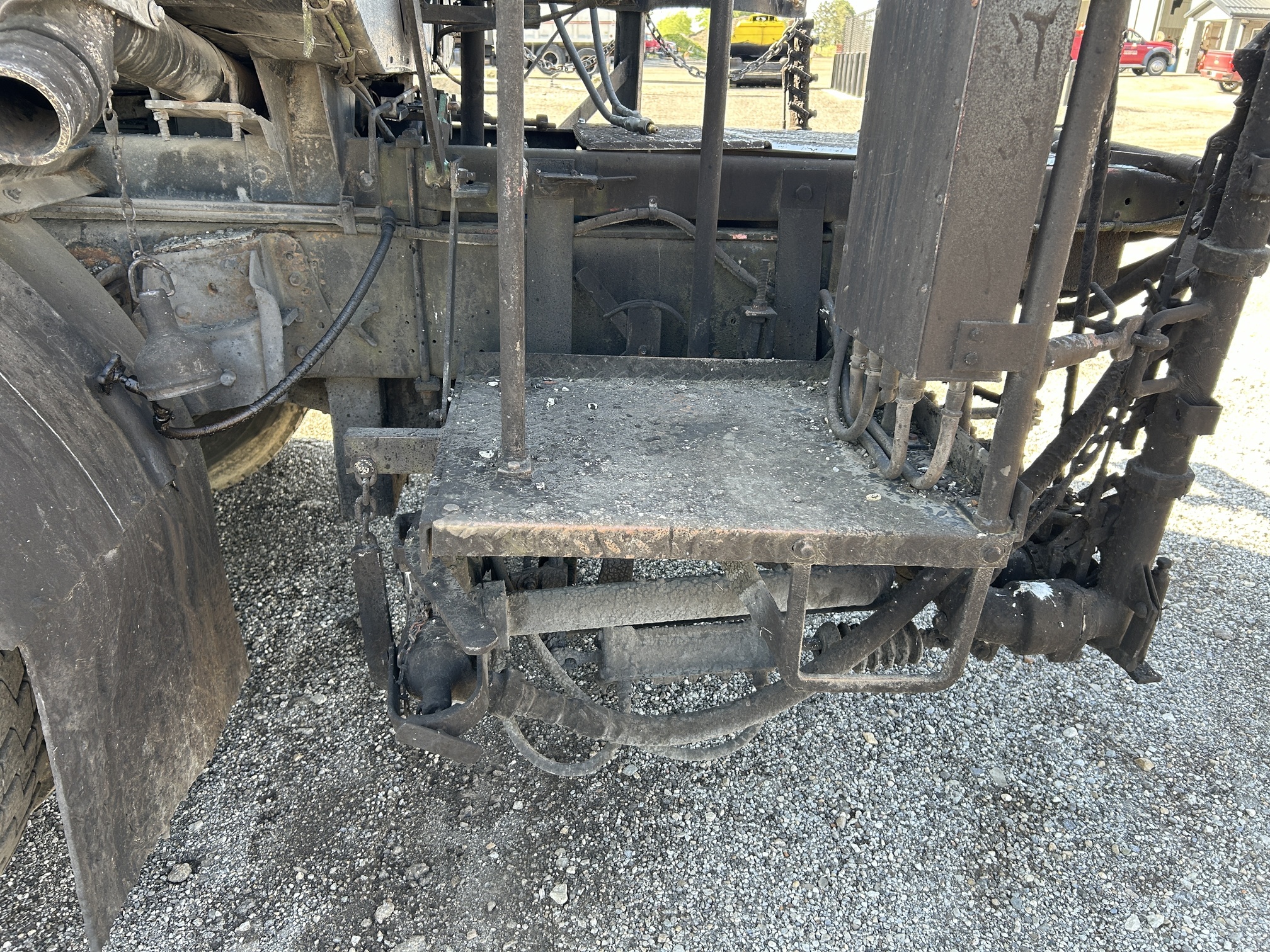 1982 INTERNATIONAL 4700 - Image 18