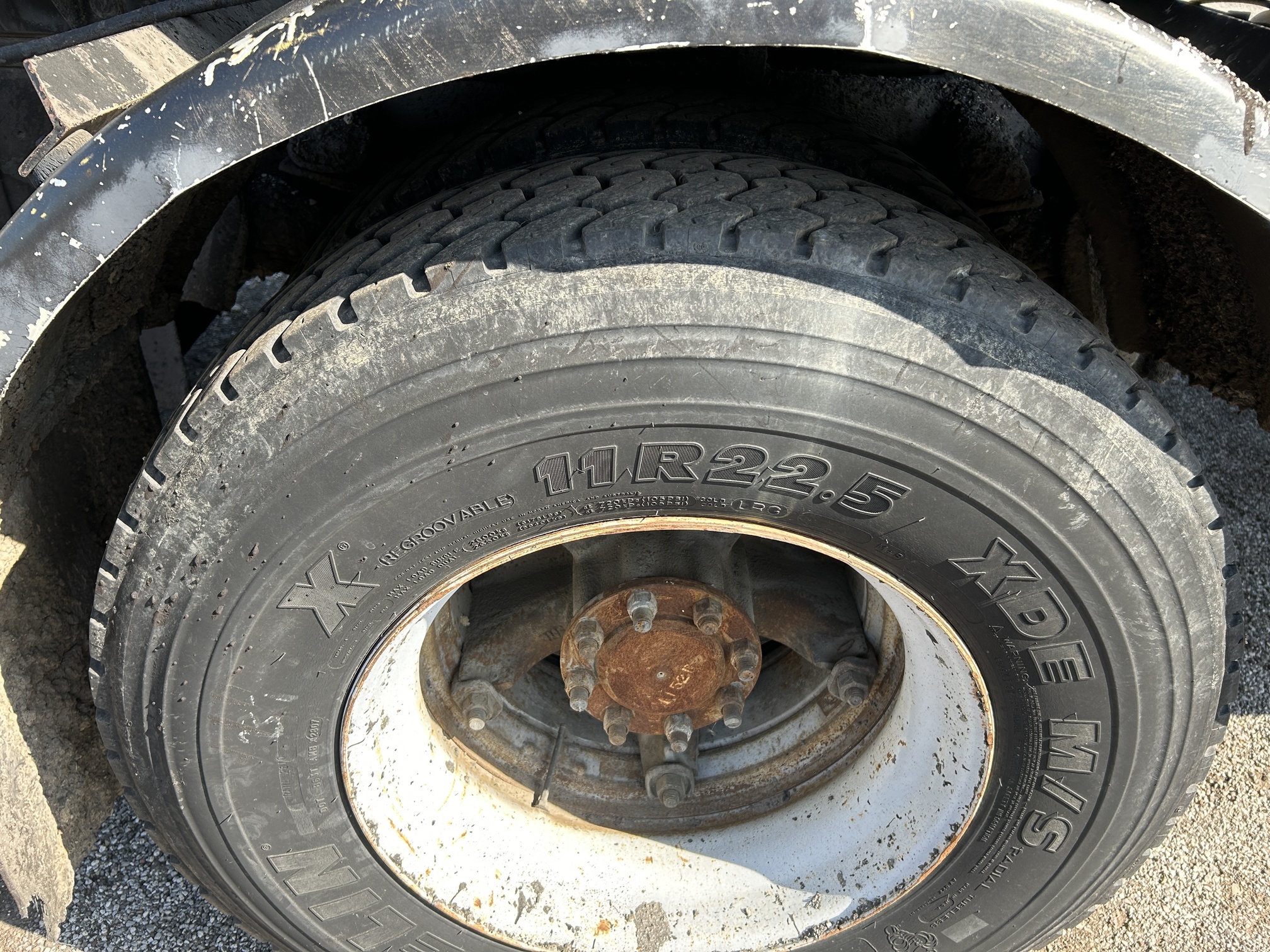 1982 INTERNATIONAL 4700 - Image 23