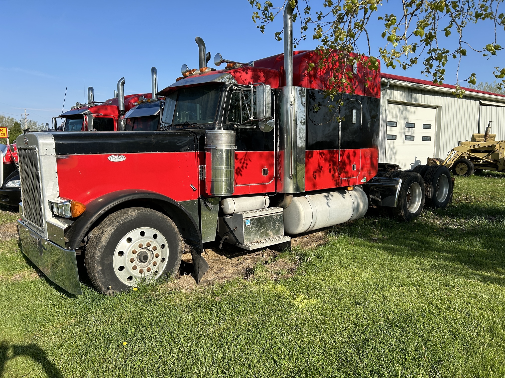 1997 PETERBILT 379