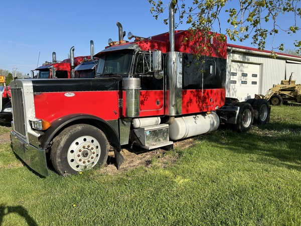 1997 PETERBILT 379