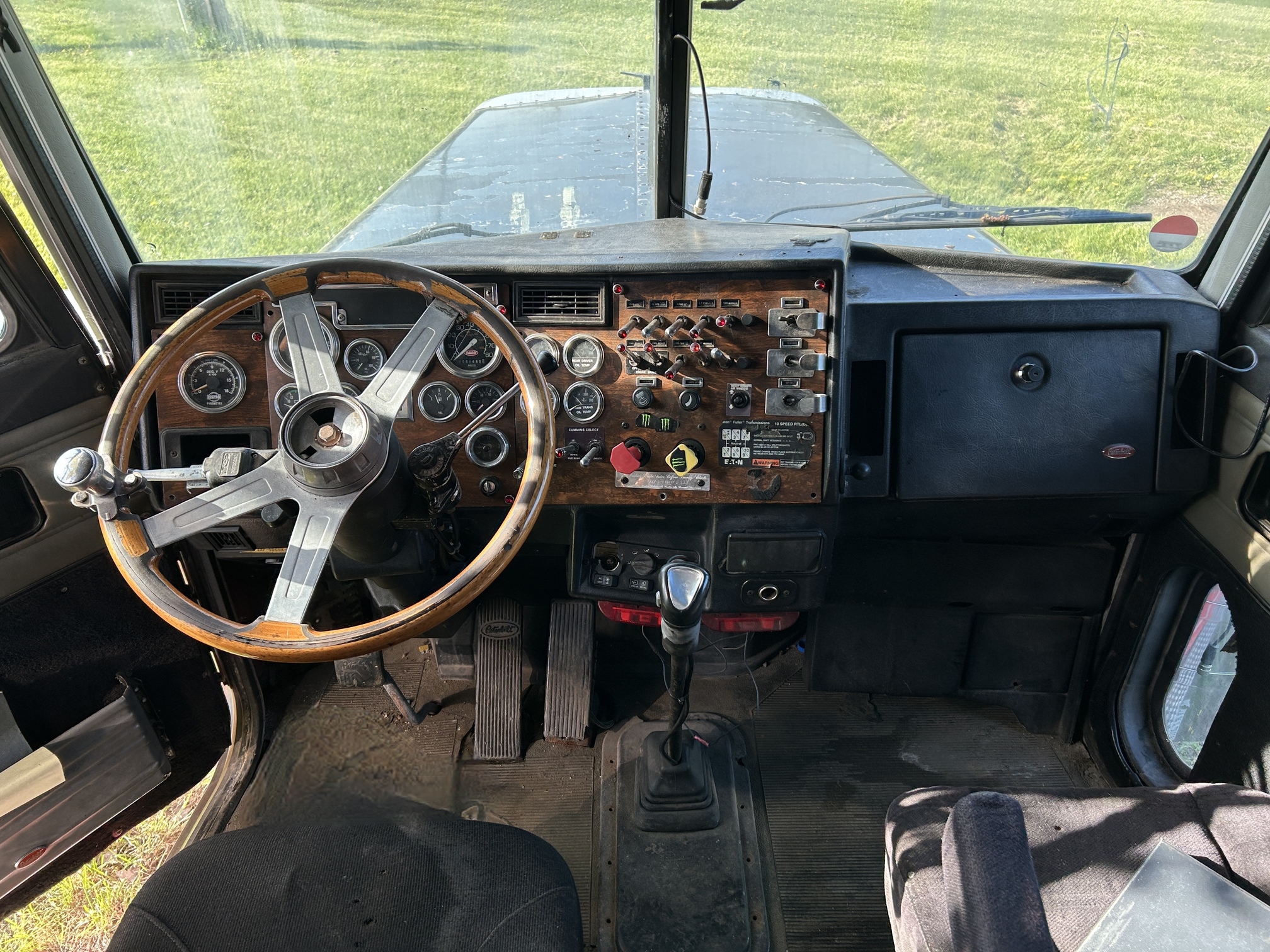 1997 PETERBILT 379 - view 16 of 34