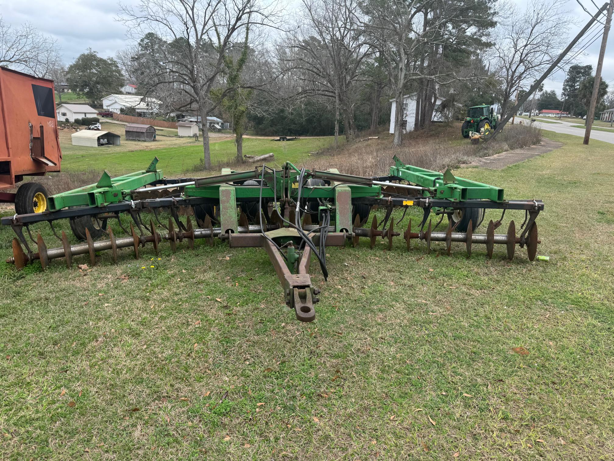 1996 JOHN DEERE 630 - view 1 of 4