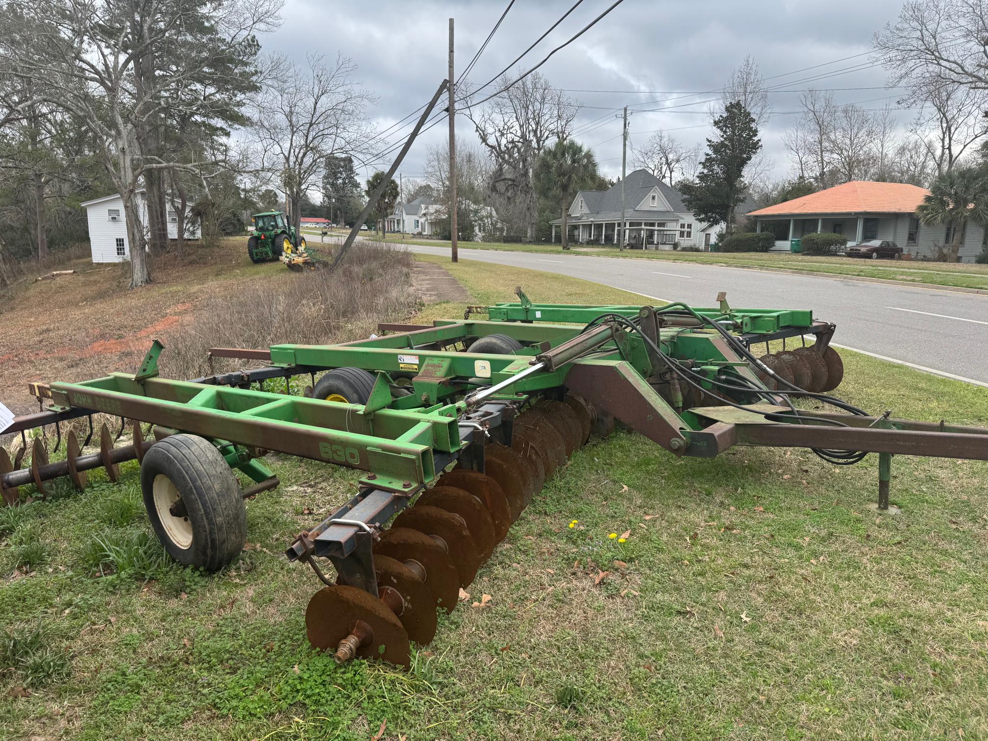 1996 JOHN DEERE 630 - view 4 of 4