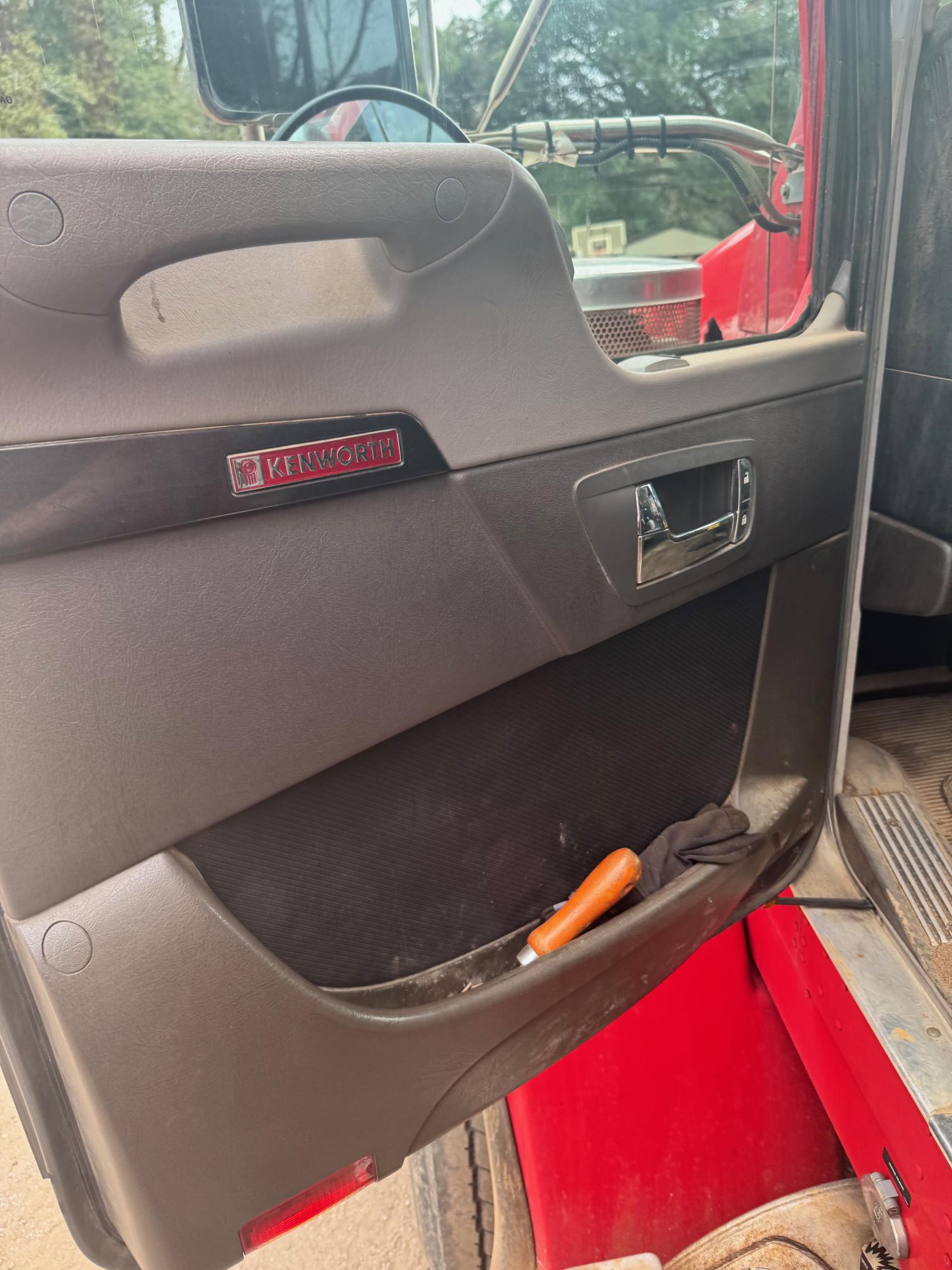 2021 KENWORTH T800 - view 8 of 22